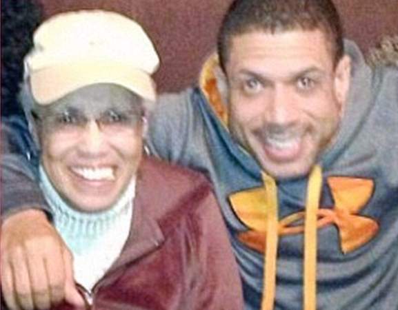 A picture of Benzino with his mother